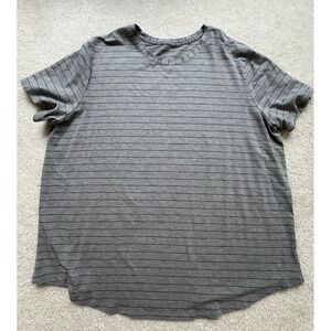 LULULEMON Women's Gray Striped Top Relaxed Fit Size Large (Bust 49")